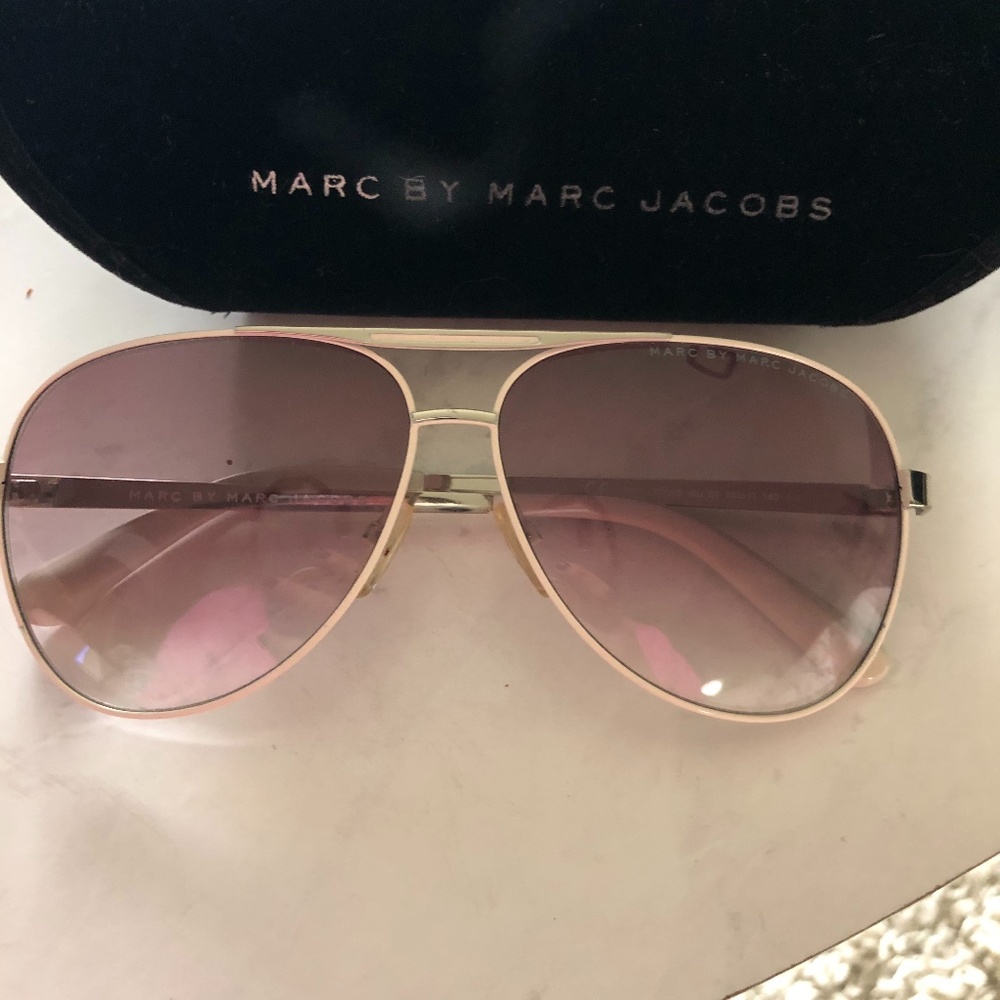 MARC BY MARC AVIATORS